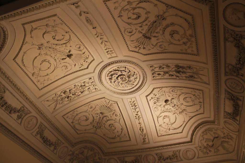 Via Rusconi 10 - BymyhomeinКомо Экстерьер фото