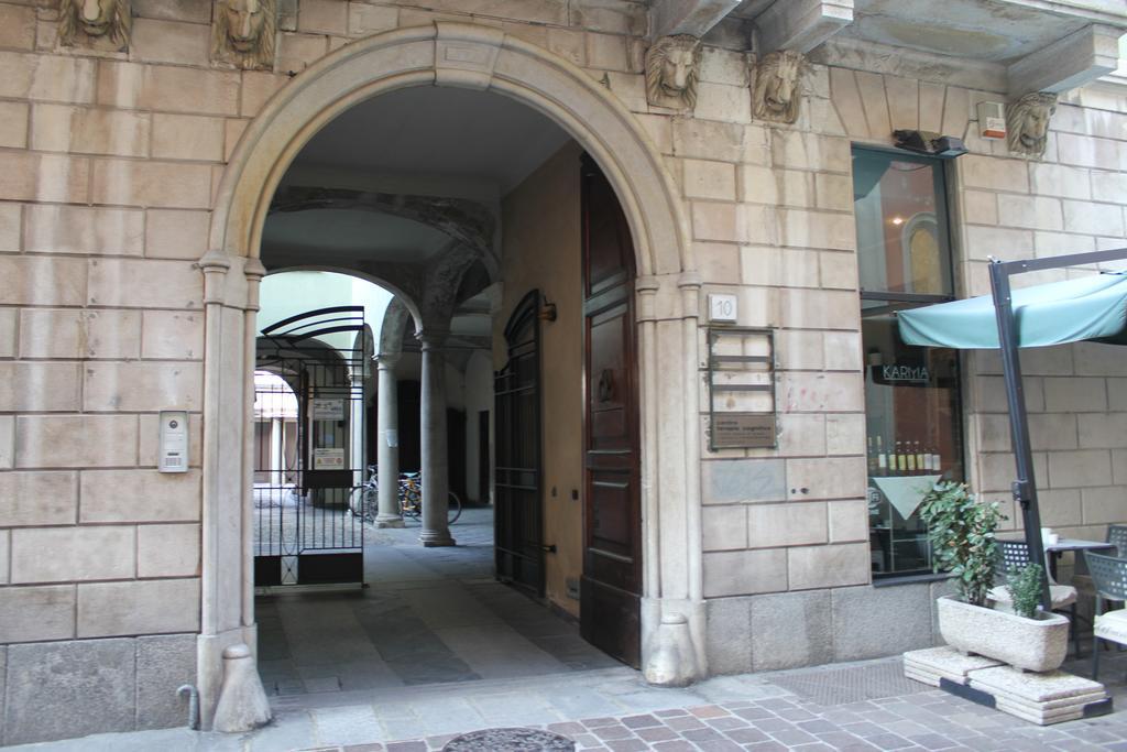 Via Rusconi 10 - BymyhomeinКомо Экстерьер фото